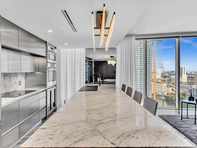 475 Brickell Ave # 2715, Miami FL 33131 - Miami, FL - Photo 4