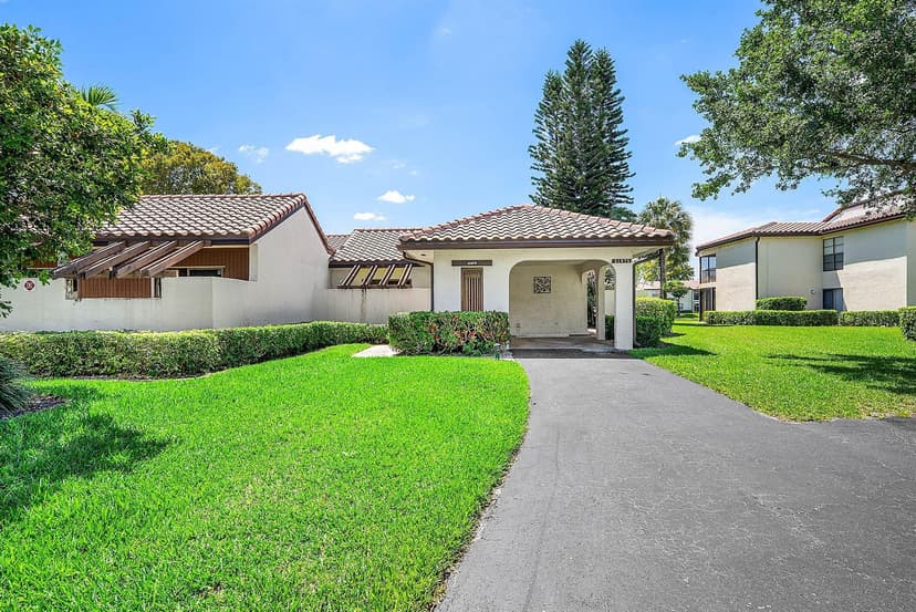 21875 Arriba Real # 18b, Boca Raton FL 33433