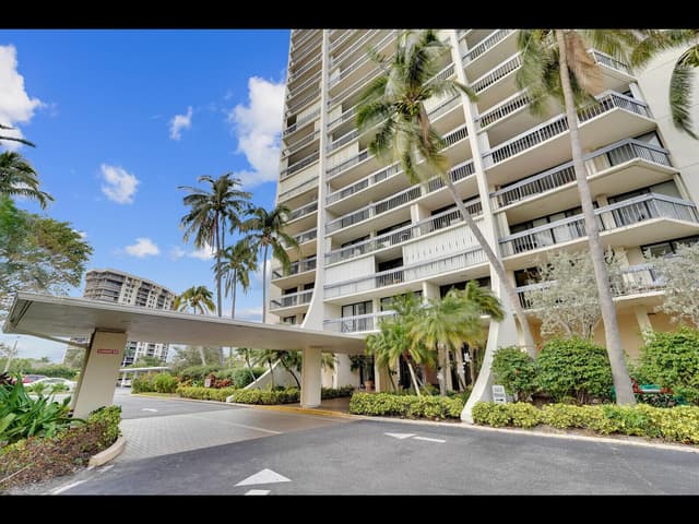 2400 Presidential Way # 401, West Palm Beach FL 33401 - West Palm Beach, FL - Photo 2