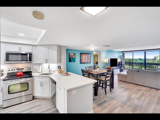 2400 Presidential Way # 401, West Palm Beach FL 33401 - West Palm Beach, FL - Photo 3