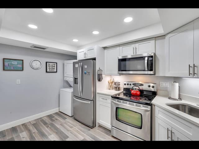 2400 Presidential Way # 401, West Palm Beach FL 33401 - West Palm Beach, FL - Photo 4