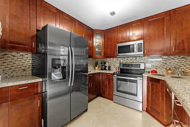 2969 Carambola Circle S, Coconut Creek FL 33066 - Coconut Creek, FL - Photo 5