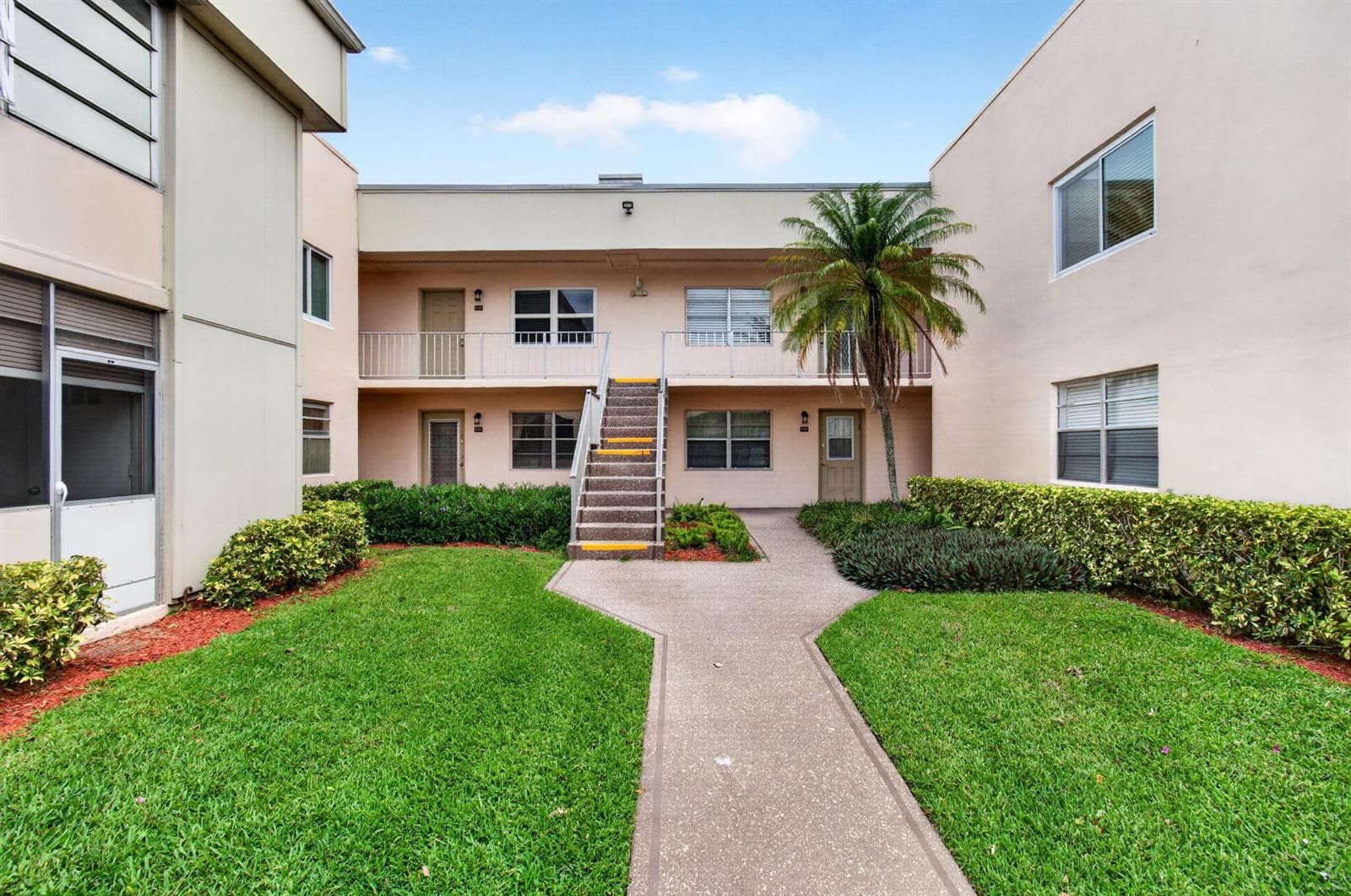 349 Capri # H, Delray Beach FL 33484
