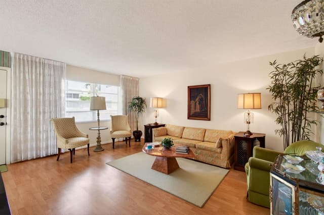 349 Capri # H, Delray Beach FL 33484 - Delray Beach, FL - Photo 5