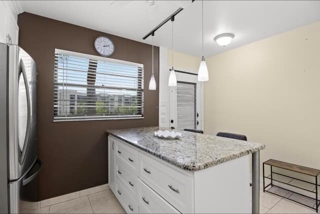 6095 N Sabal Palm Boulevard # 210, Tamarac FL 33319 - Tamarac, FL - Photo 4