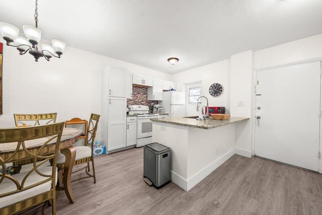 1117 Lake Terrace # 207, Boynton Beach FL 33426 - Boynton Beach, FL - Photo 6