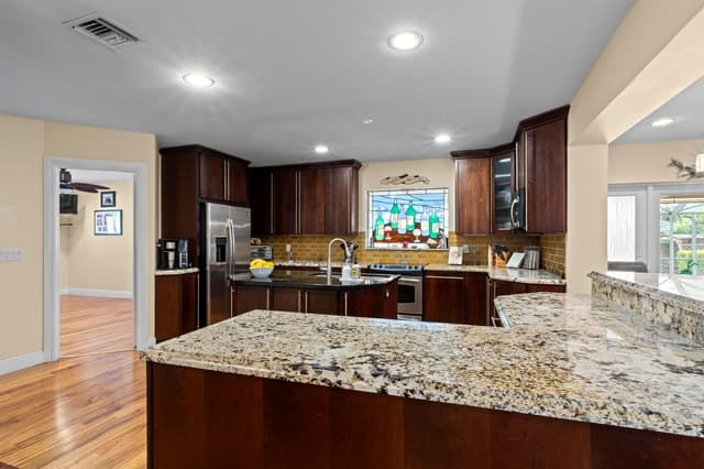 2700 NE 4th Way, Boca Raton FL 33431 - Boca Raton, FL - Photo 5