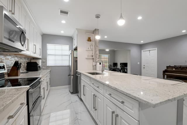 14010 Nesting Way # B, Delray Beach FL 33484 - Delray Beach, FL - Photo 5