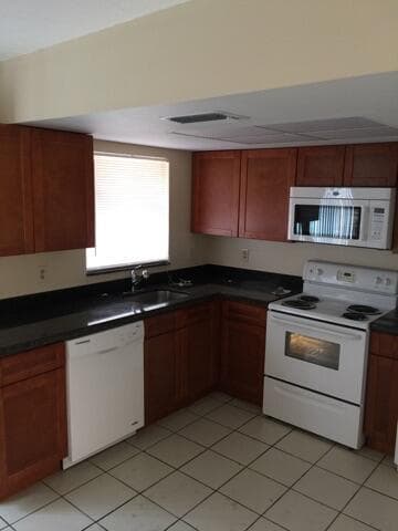 5323 NW 27th Street # B4, Lauderhill FL 33313 - Lauderhill, FL - Photo 2