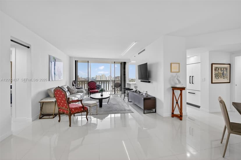 3000 Island Blvd # 2404, Aventura FL 33160