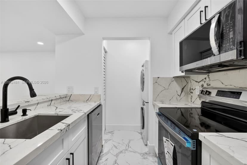 1227 SW 46th Ave # 314, Pompano Beach FL 33069