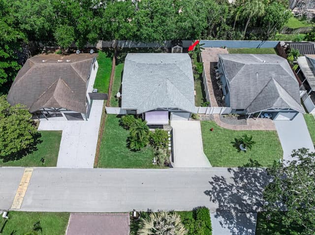 23428 Country Club Drive E, Boca Raton FL 33428 - Boca Raton, FL - Photo 2