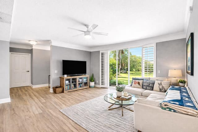 2052 Alta Meadows Lane Apt 2212, Delray Beach FL 33444 - Delray Beach, FL - Photo 7