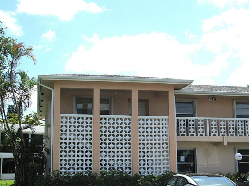 1830 NW 18th Street # 201, Delray Beach FL 33445