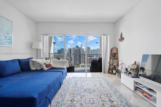 300 Bayview Dr # 1503, Sunny Isles Beach FL 33160 - Sunny Isles Beach, FL - Photo 3