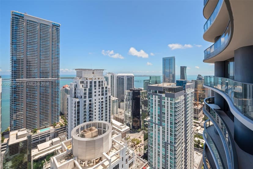 1000 Brickell Plz, Miami FL 33131
