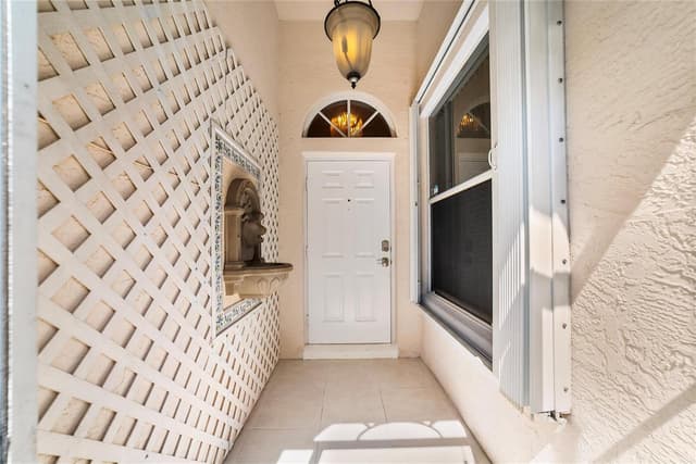5021 S La Sedona Circle, Delray Beach FL 33484 - Delray Beach, FL - Photo 2