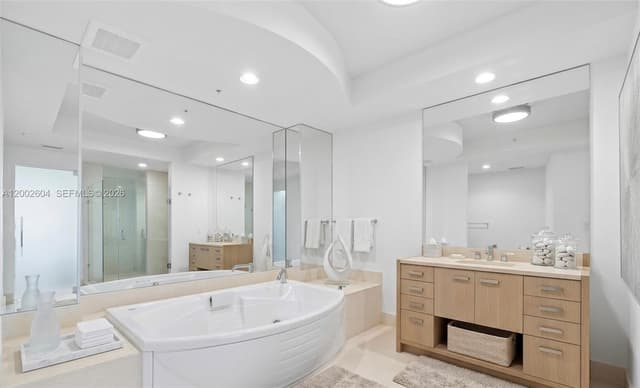 18201 Collins Ave # 709, Sunny Isles Beach FL 33160 - Sunny Isles Beach, FL - Photo 7