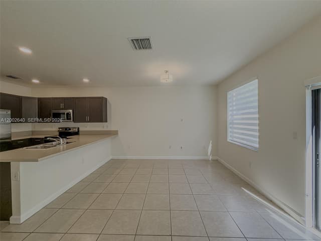 10629 W 32nd Ln, Miami Lakes FL 33018 - Miami Lakes, FL - Photo 6