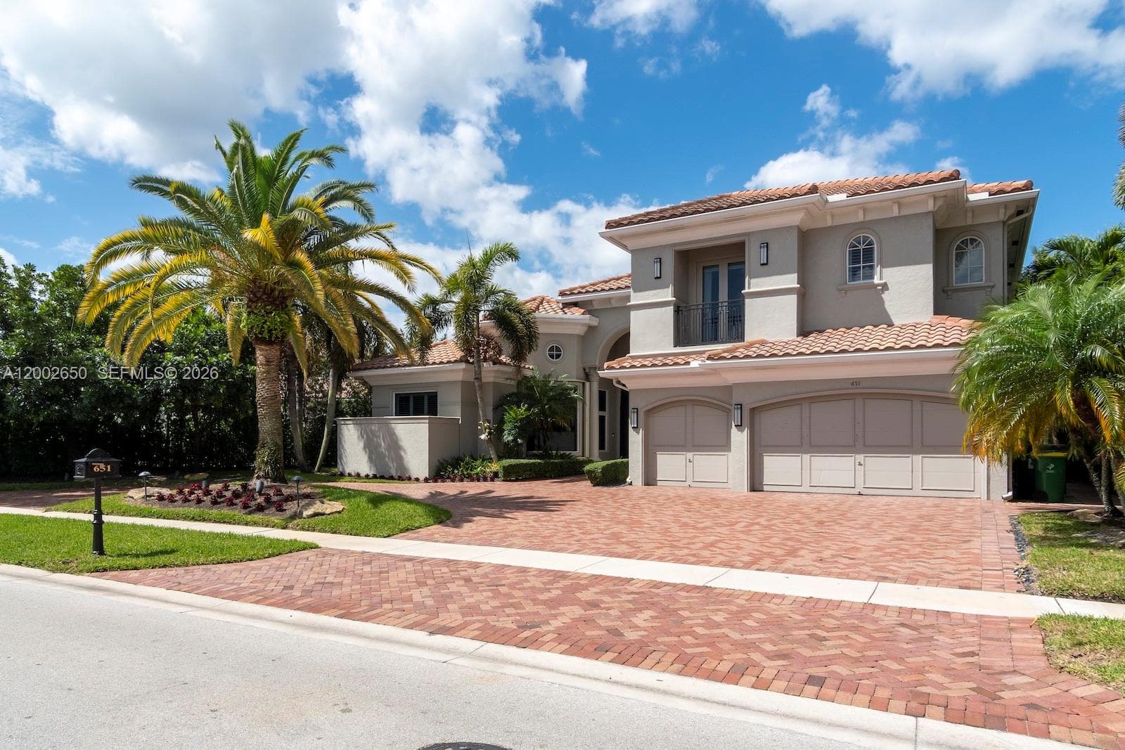 651 Sweet Bay Ave, Plantation FL 33324