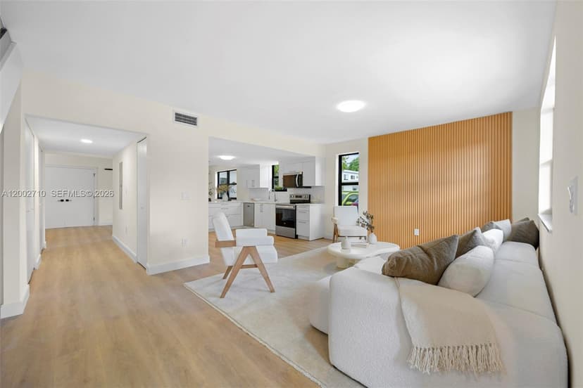 7996 Crespi Blvd, Miami Beach FL 33141