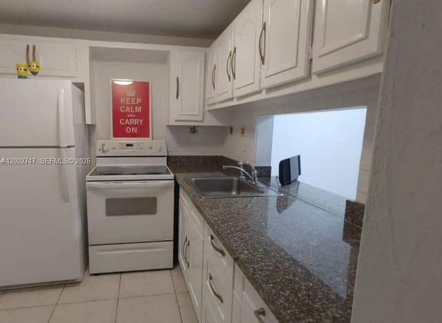 2935 NE 163rd St # 4Q, North Miami Beach FL 33160 - North Miami Beach, FL - Photo 3