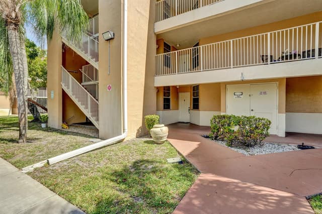 8266 NW 24th Street, Coral Springs FL 33065 - Coral Springs, FL - Photo 2