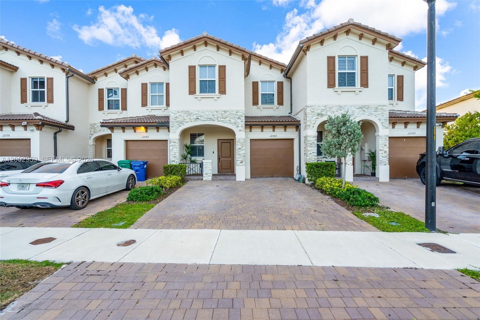 12586 NW 22nd Pl, Miami FL 33167
