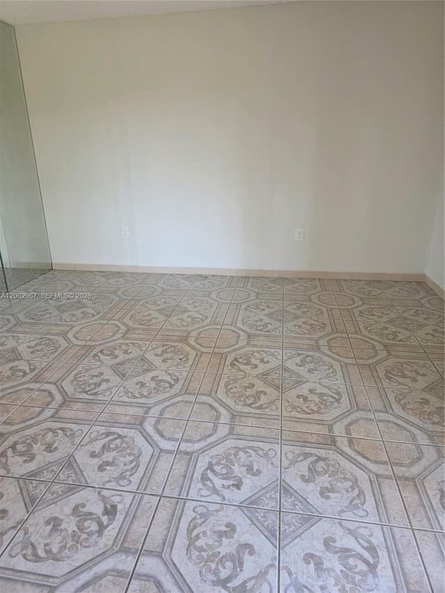 135 NE 202nd Ter # N4, Miami Gardens FL 33179 - Miami Gardens, FL - Photo 3