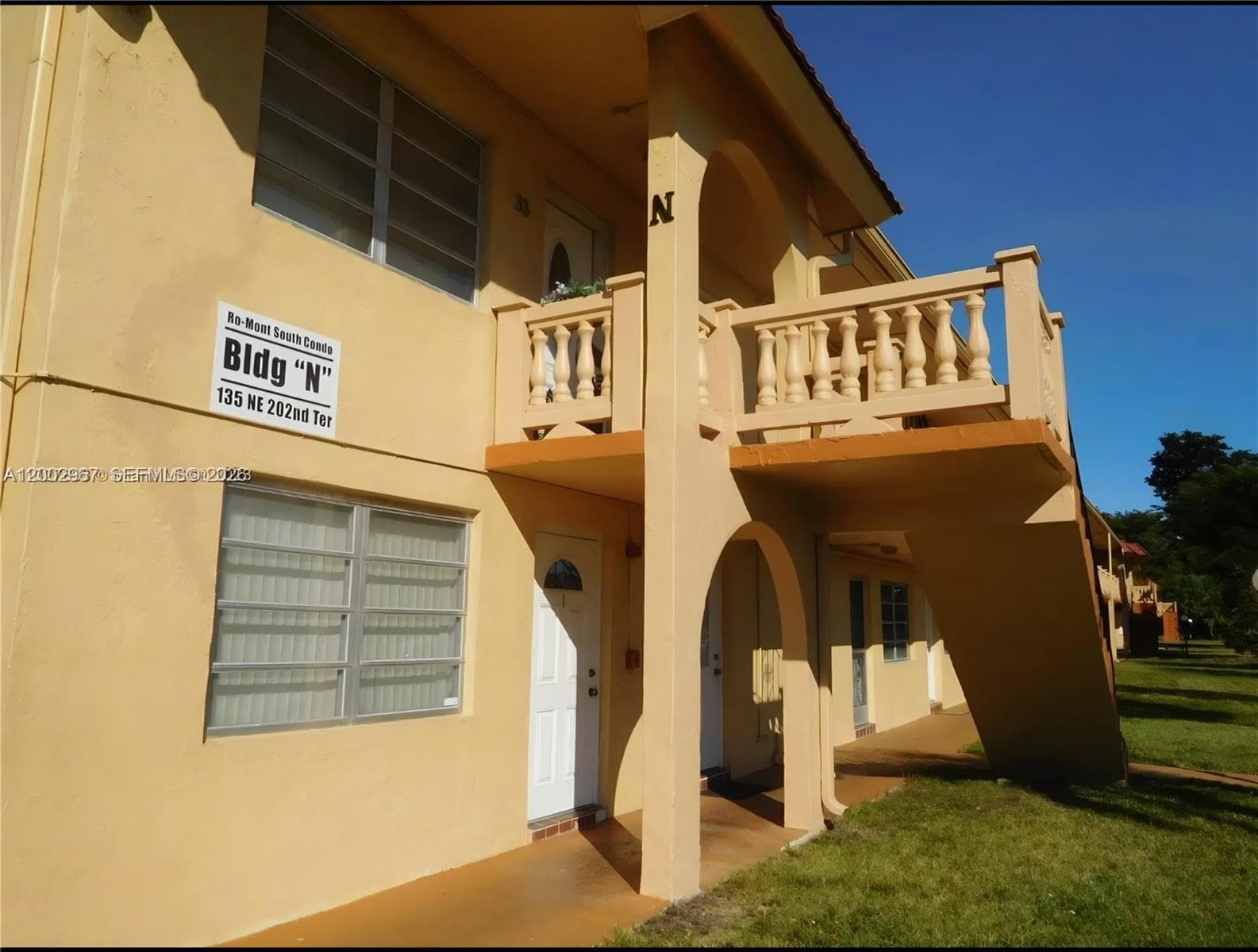 135 NE 202nd Ter # N4, Miami Gardens FL 33179 - Miami Gardens, FL - Photo 1