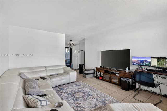 5814 Cleveland St, Hollywood FL 33021 - Hollywood, FL - Photo 5