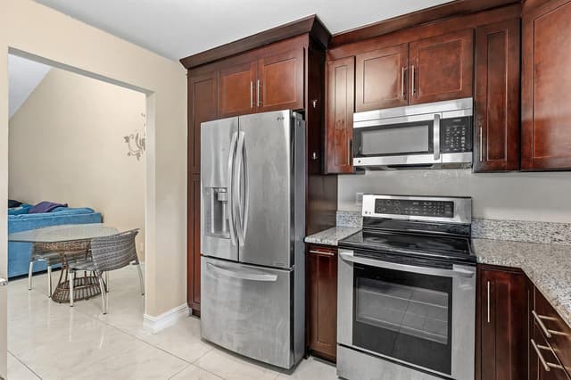 1875 Abbey Road, West Palm Beach FL 33415 - West Palm Beach, FL - Photo 7