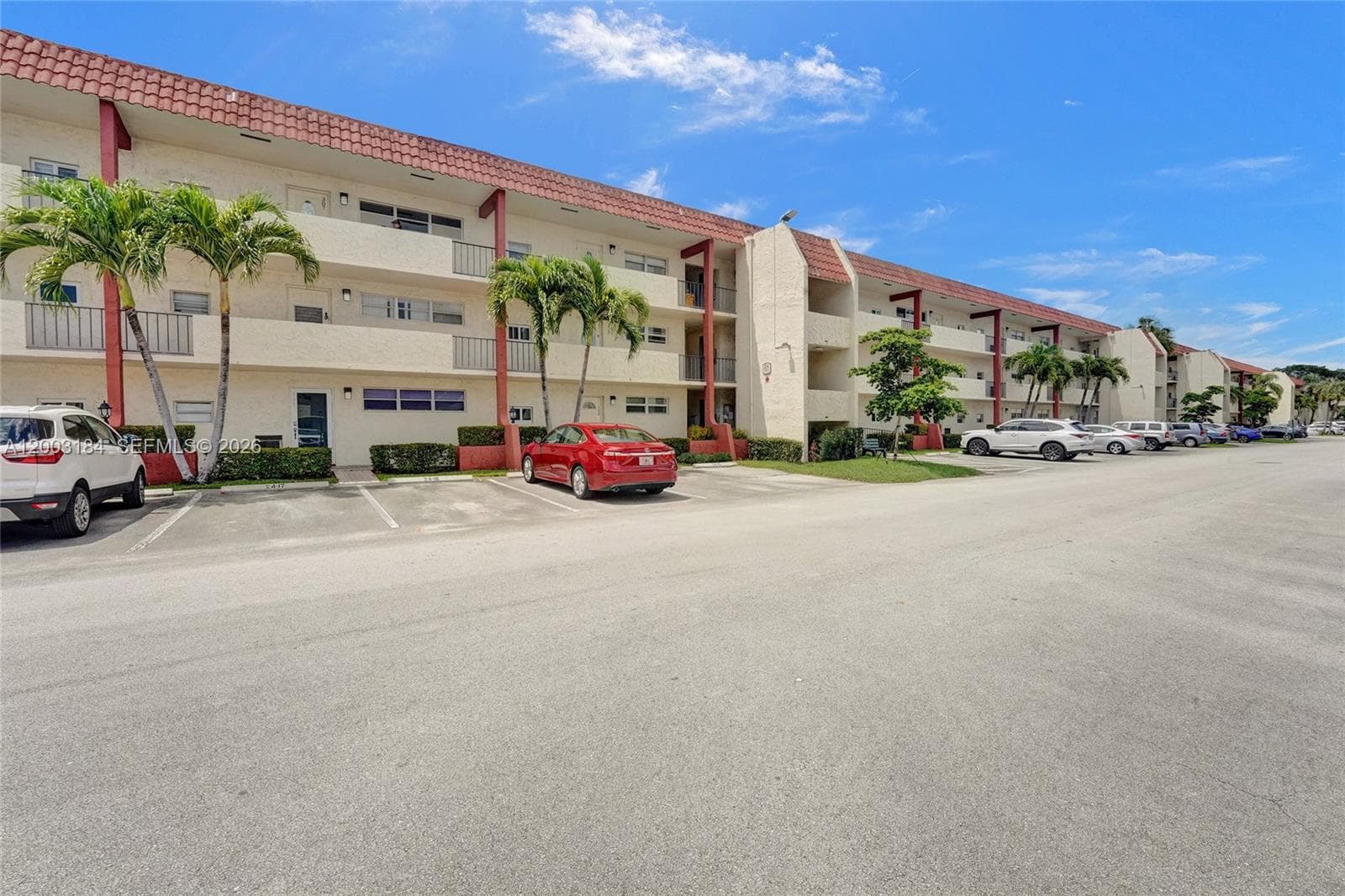 811 S Hollybrook Dr # 207, Pembroke Pines FL 33025 - Pembroke Pines, FL - Photo 1