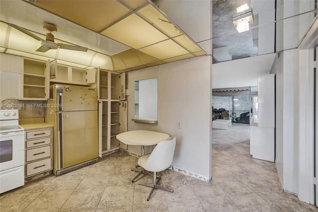 811 S Hollybrook Dr # 207, Pembroke Pines FL 33025 - Pembroke Pines, FL - Photo 5