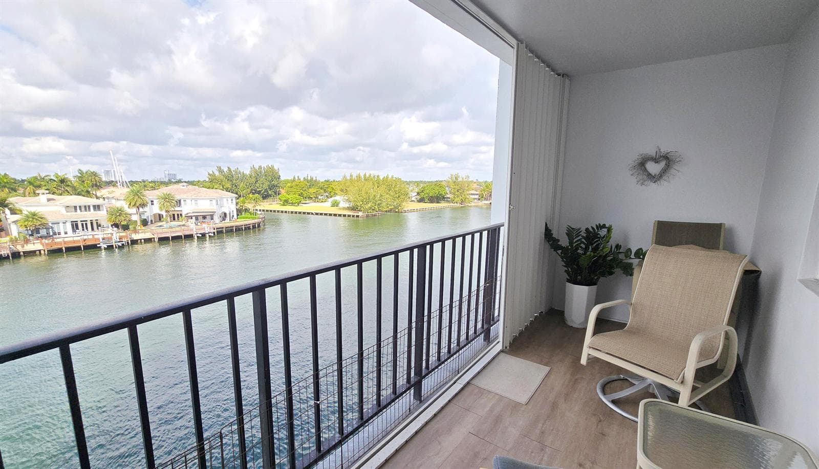 1400 S Ocean Drive # 505, Hollywood FL 33019 - Hollywood, FL - Photo 1