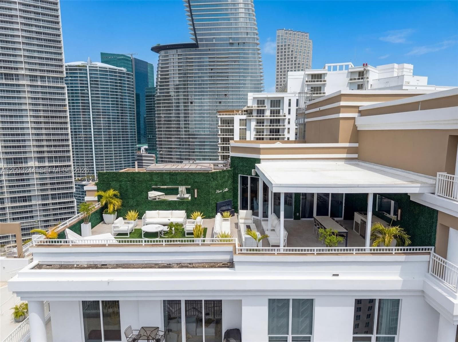 801 Brickell Key Blvd, Miami FL 33131 - Miami, FL - Photo 1