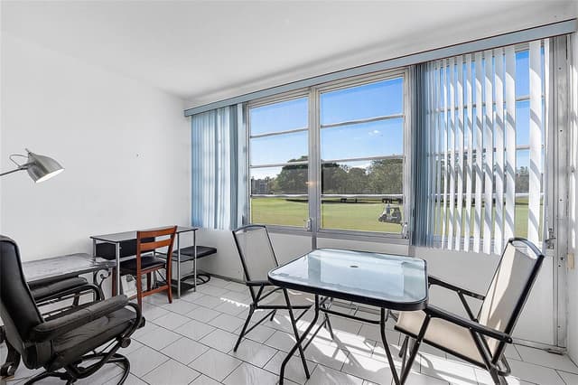 7847 Golf Circle Drive # 211, Margate FL 33063 - Margate, FL - Photo 2