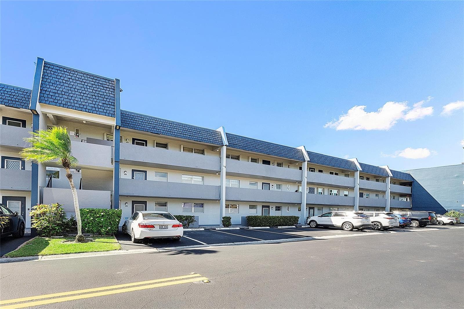 7847 Golf Circle Drive # 211, Margate FL 33063 - Margate, FL - Photo 1