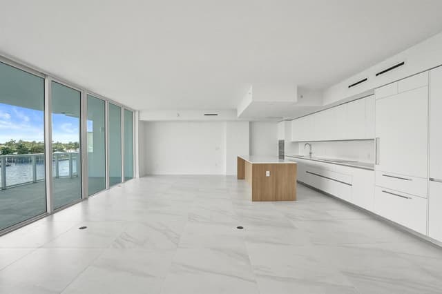 407 N Riverside Drive # 303, Pompano Beach FL 33062 - Pompano Beach, FL - Photo 5