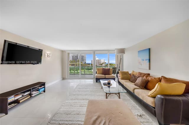 100 Bayview Dr # 606, Sunny Isles Beach FL 33160 - Sunny Isles Beach, FL - Photo 6