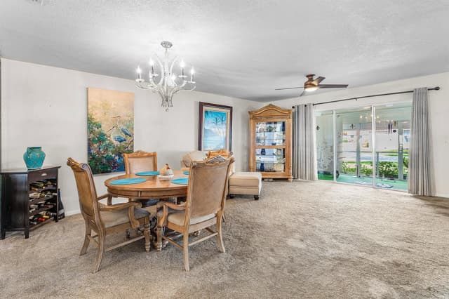 852 Salem Lane, Lake Worth FL 33467 - Lake Worth, FL - Photo 7