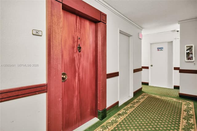 5555 Collins Ave # 3C, Miami Beach FL 33140 - Miami Beach, FL - Photo 2