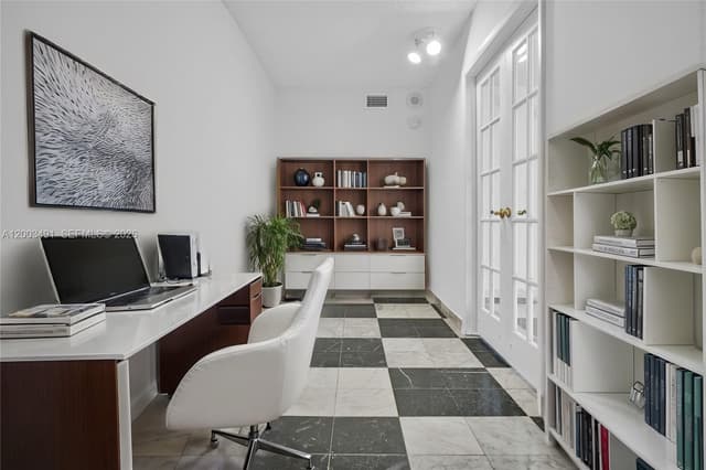 5555 Collins Ave # 3C, Miami Beach FL 33140 - Miami Beach, FL - Photo 3