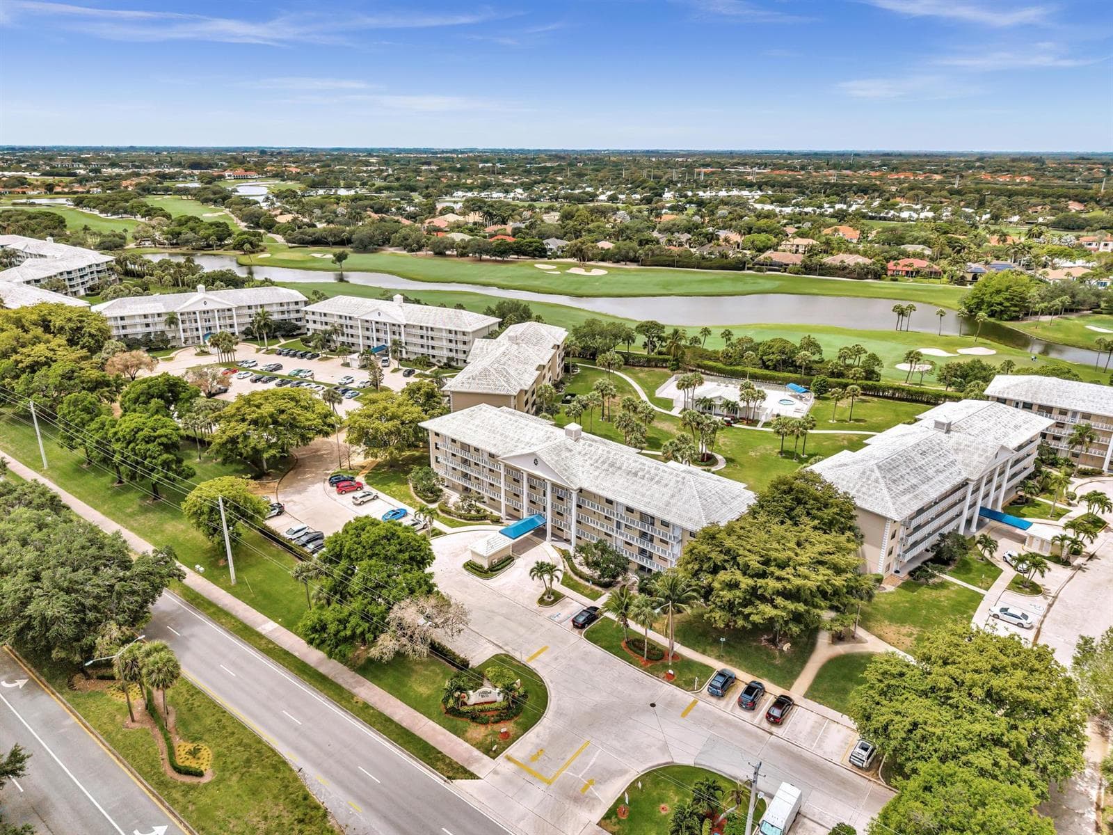 3507 VILLAGE Boulevard # 106, West Palm Beach FL 33409