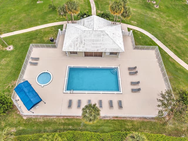 3507 VILLAGE Boulevard # 106, West Palm Beach FL 33409 - West Palm Beach, FL - Photo 4