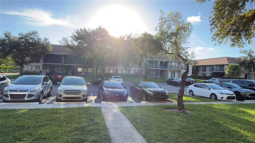5855 Washington St # 90, Hollywood FL 33023