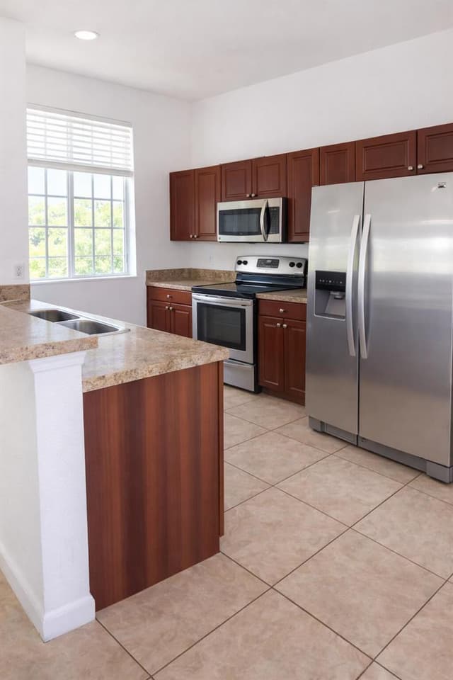 1219 Lucaya Drive, Riviera Beach FL 33404 - Riviera Beach, FL - Photo 3