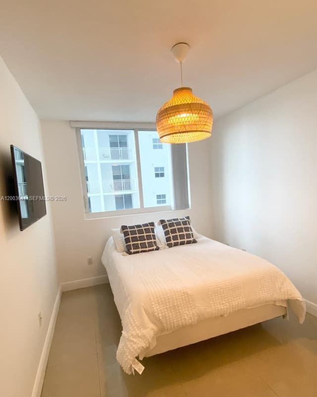 170 SE 14th St # 1504, Miami FL 33131 - Miami, FL - Photo 2