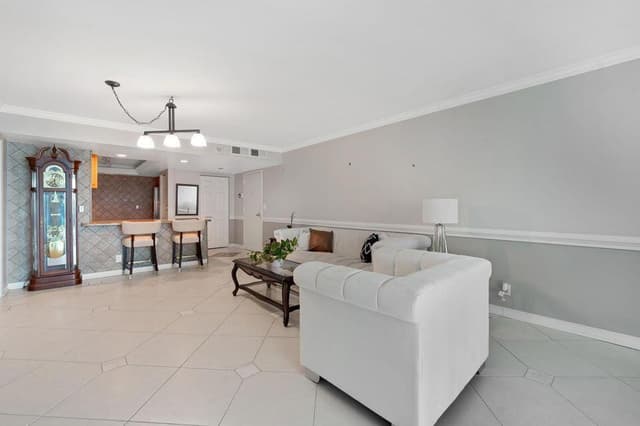 2400 Presidential Way # 1206, West Palm Beach FL 33401 - West Palm Beach, FL - Photo 4