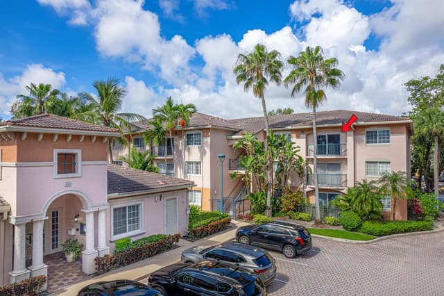 2009 SE 10th Avenue # 309, Fort Lauderdale FL 33316 - Fort Lauderdale, FL - Photo 2